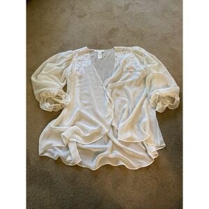 ***VINTAGE*** VAL MODE LINGERIE IVORY BRIDAL ROBE W/PUFF SLEEVES EMBROIDERY M